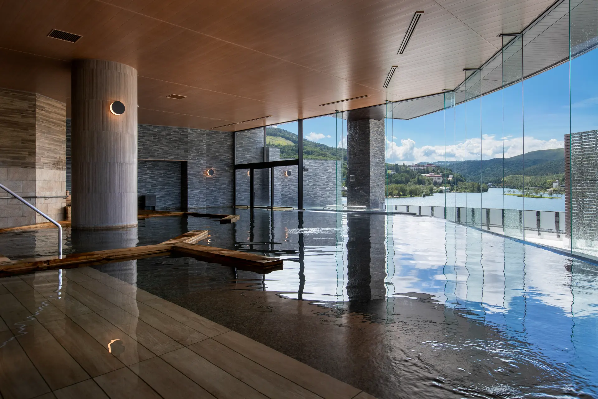 Shirakaba Resort Ikenotaira Hotel | Onsen & Sauna in Tateshina Shirakaba Resort Ikenotaira Hotel | Onsen & Sauna in Tateshina